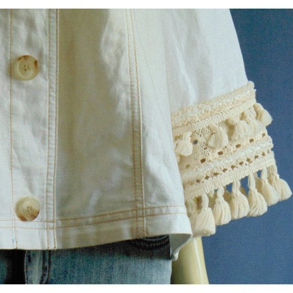 Chico's White Linen Blend Tassel Jacket 2 L - Picture 5 of 8